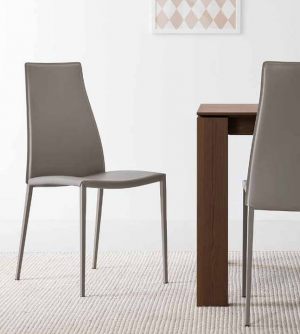 Calligaris_AIDA_cs1452(2)