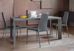 Calligaris_sedAIDA_cs1452_tavLAM_cs4084ML